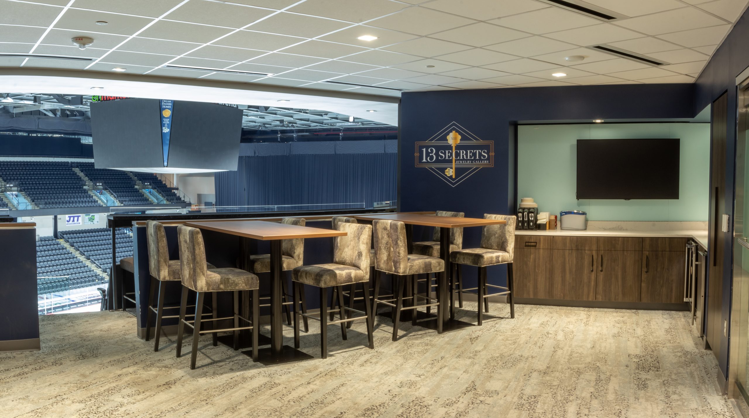 13 Secrets-5 Enmarket Luxury Suites